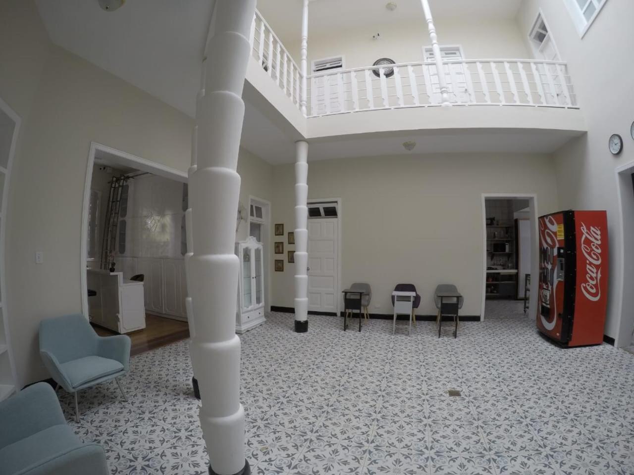Nomad Hostel Medellin Ngoại thất bức ảnh