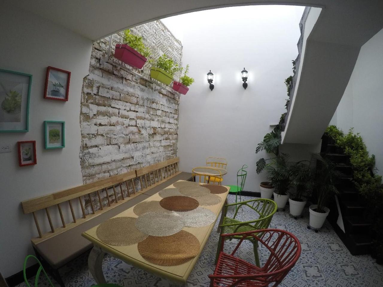 Nomad Hostel Medellin Ngoại thất bức ảnh