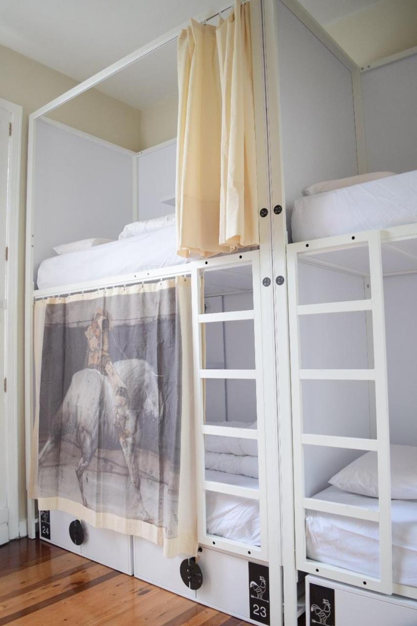 Nomad Hostel Medellin Ngoại thất bức ảnh